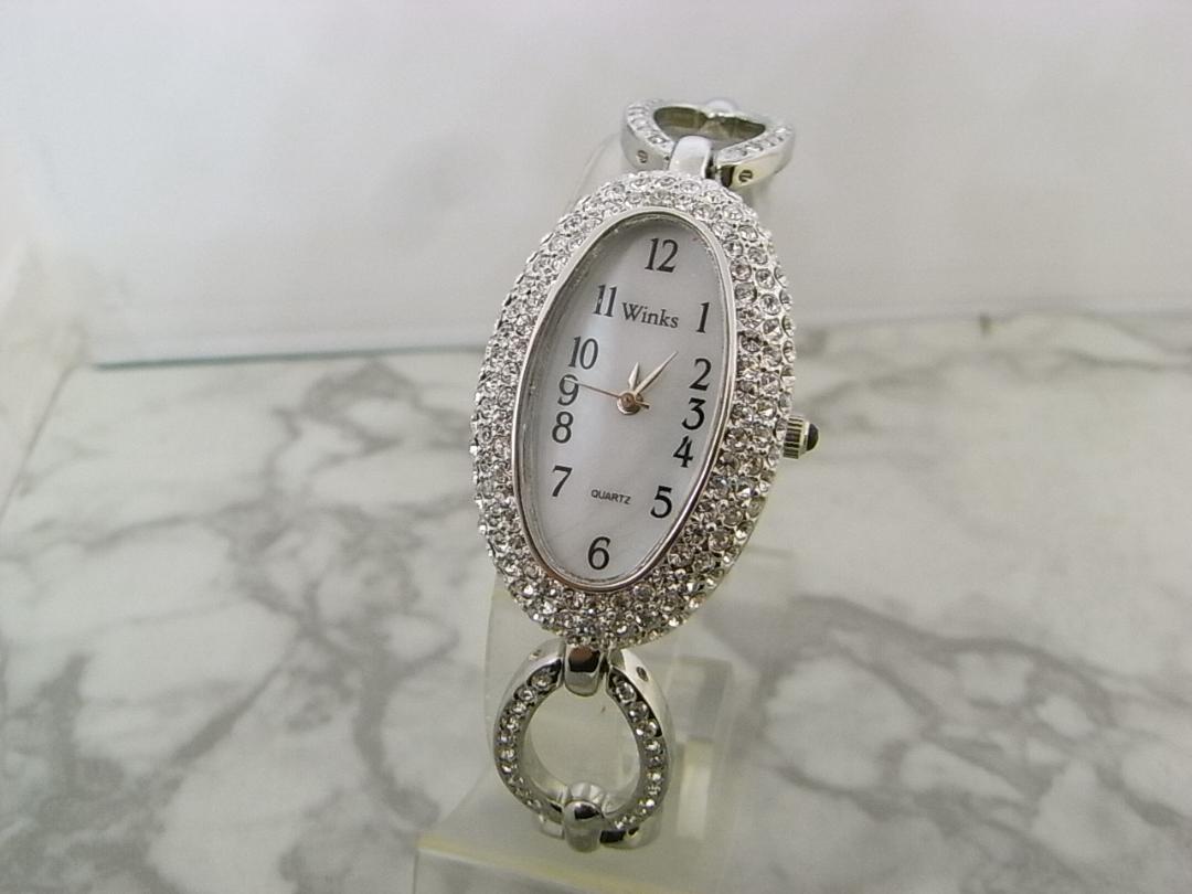Winks 0414 1222 Analog Quartz Women