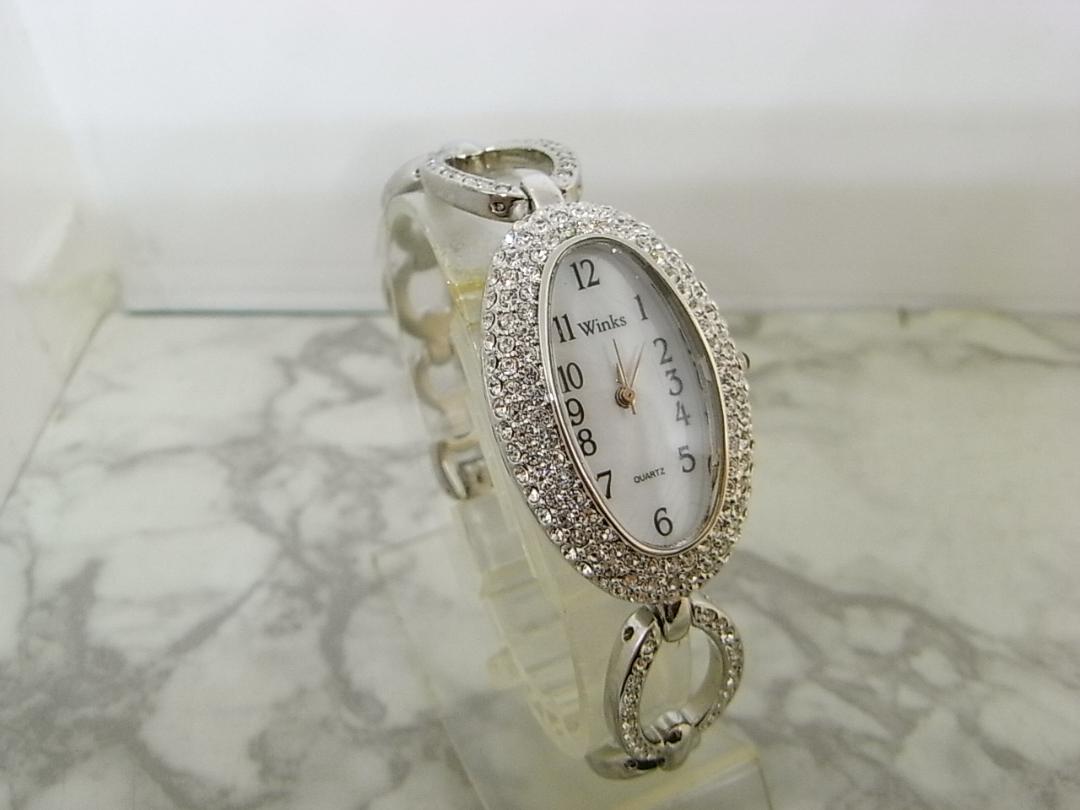 Winks 0414 1222 Analog Quartz Women