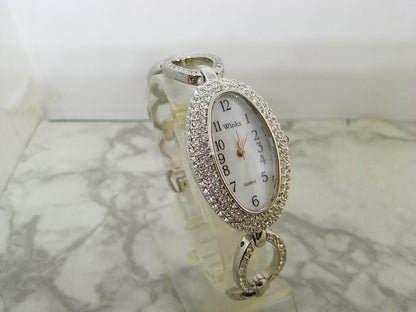 Winks 0414 1222 Analog Quartz Women