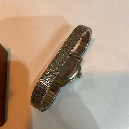 Citizen CAROL Analog Mechanical (Manual) Women Date Vintage Manual Winding Watch