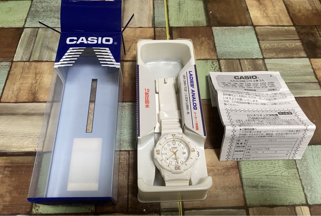 Casio RW-200H-7E2JF Analog Quartz Women