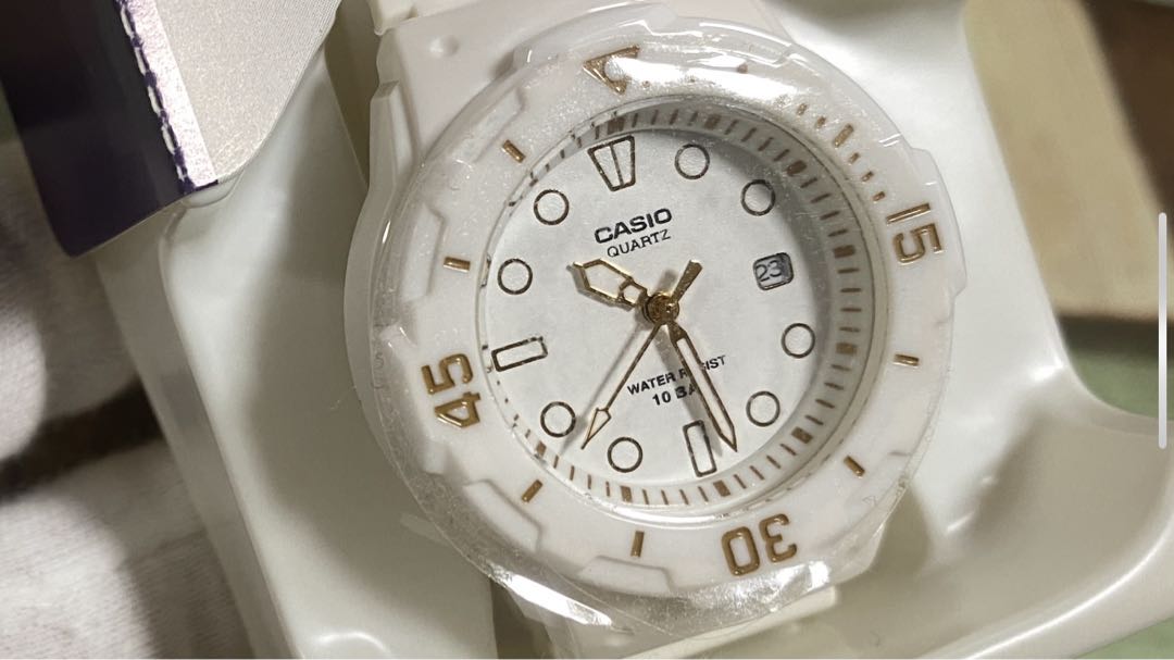 Casio RW-200H-7E2JF Analog Quartz Women