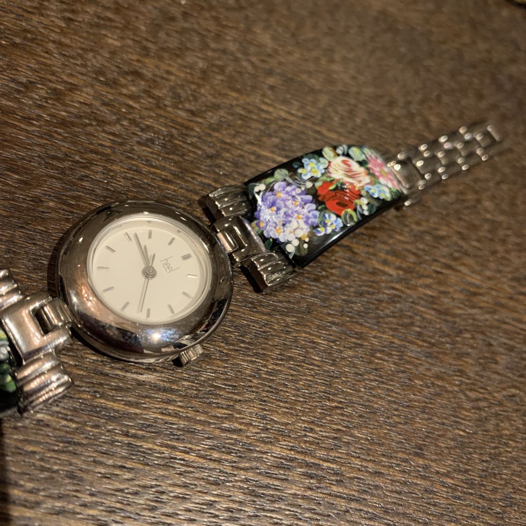 Assendelft Tole Paint Analog Quartz Women