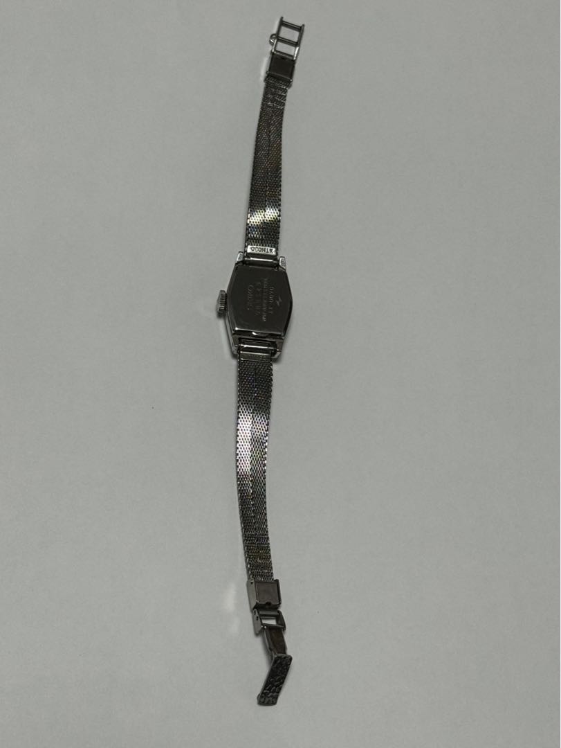 Seiko Analog Quartz Women