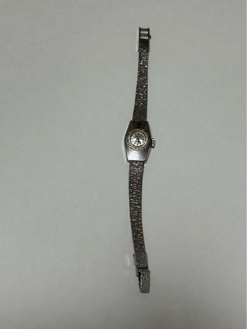 Seiko Analog Quartz Women