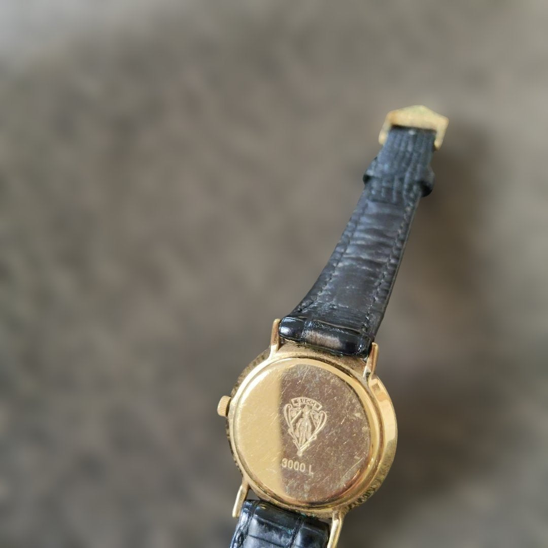 Gucci 3000.L Analog Quartz Women