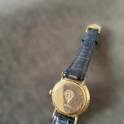 Gucci 3000.L Analog Quartz Women