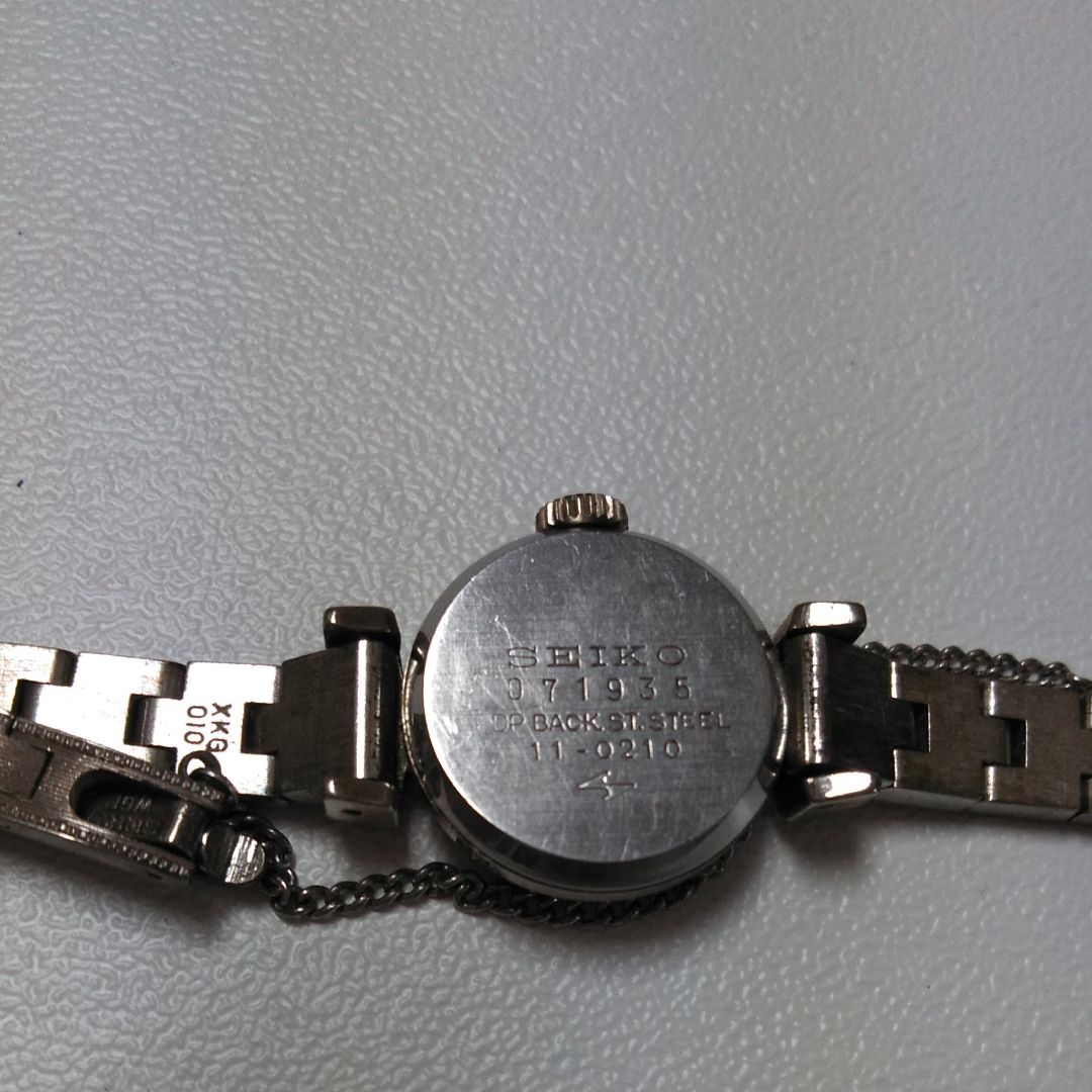 Seiko Analog Mechanical (Manual) Women
