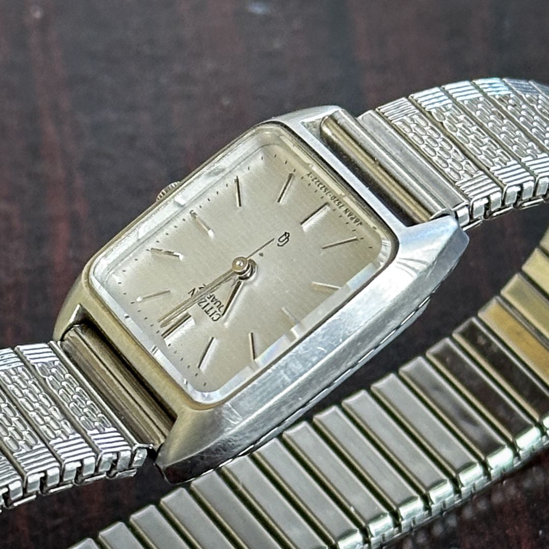 Citizen Analog Quartz Women
