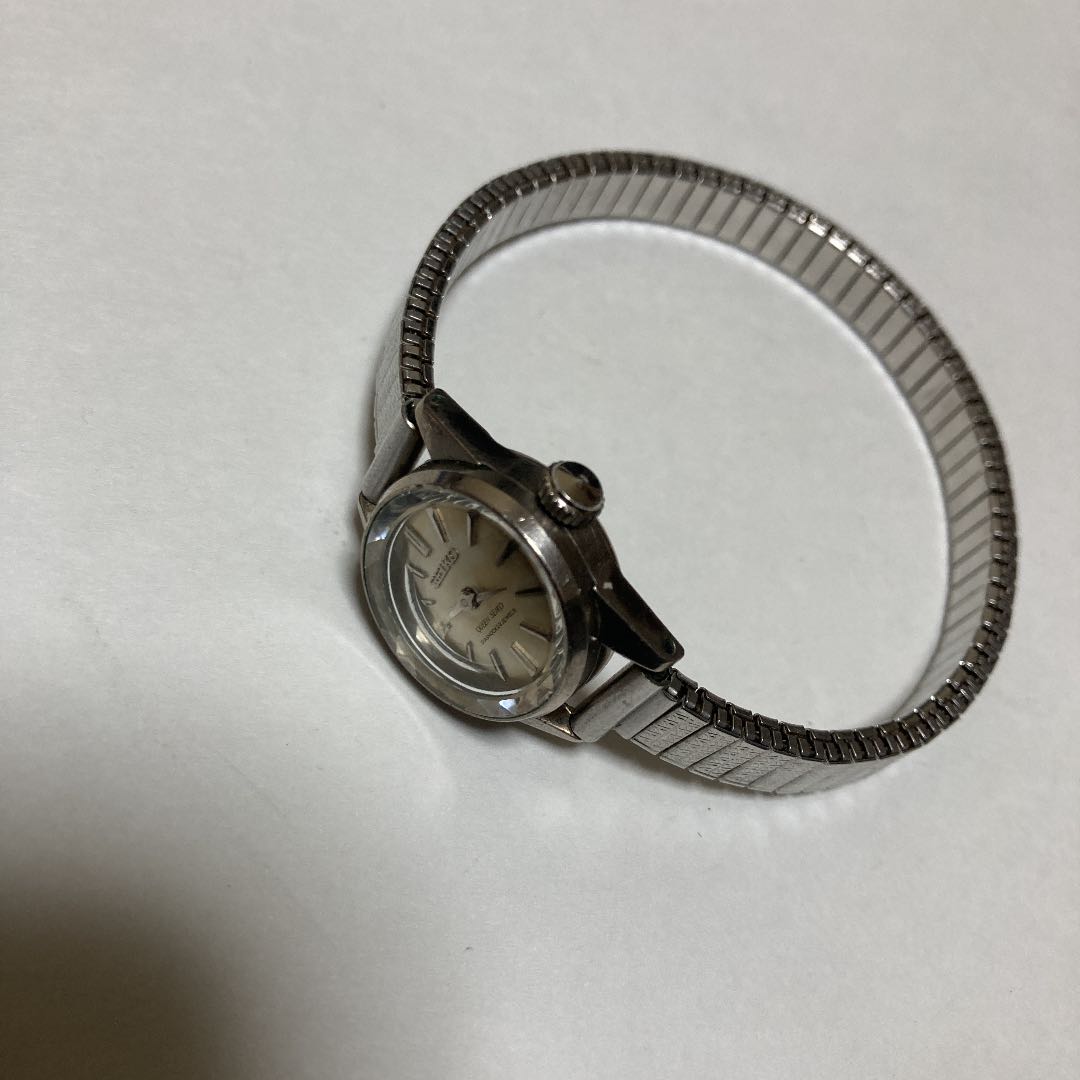 Seiko Diashock diashock Analog Mechanical (Manual) Women