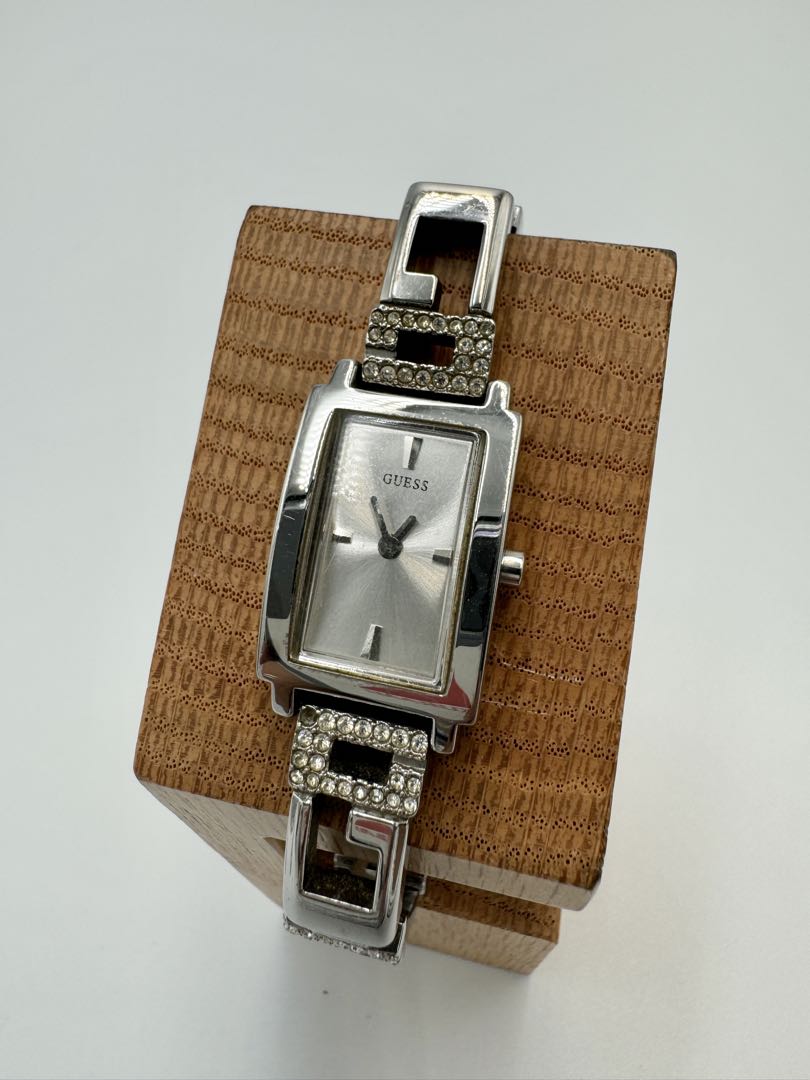 Guess Analog Quartz Women Watch