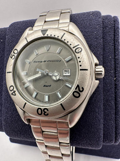 Town & Country Surf Ladies Wristwatch 32mm Analog Quartz 200m Water Resist