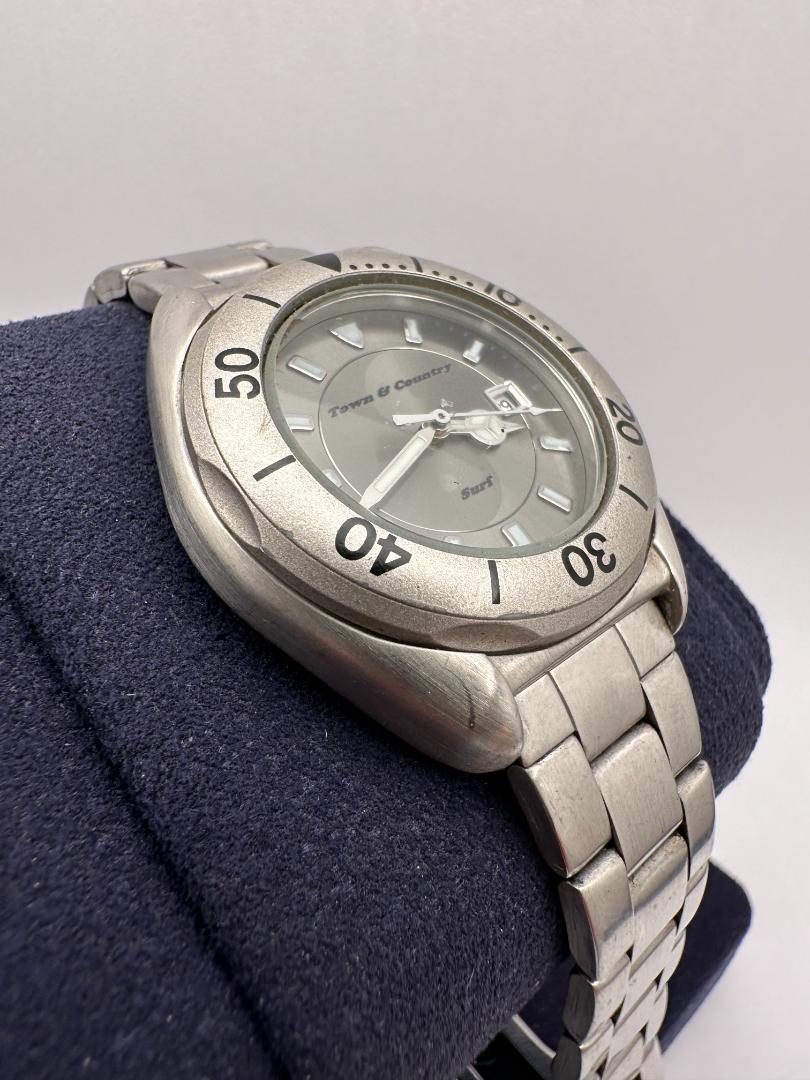 Town & Country Surf Ladies Wristwatch 32mm Analog Quartz 200m Water Resist