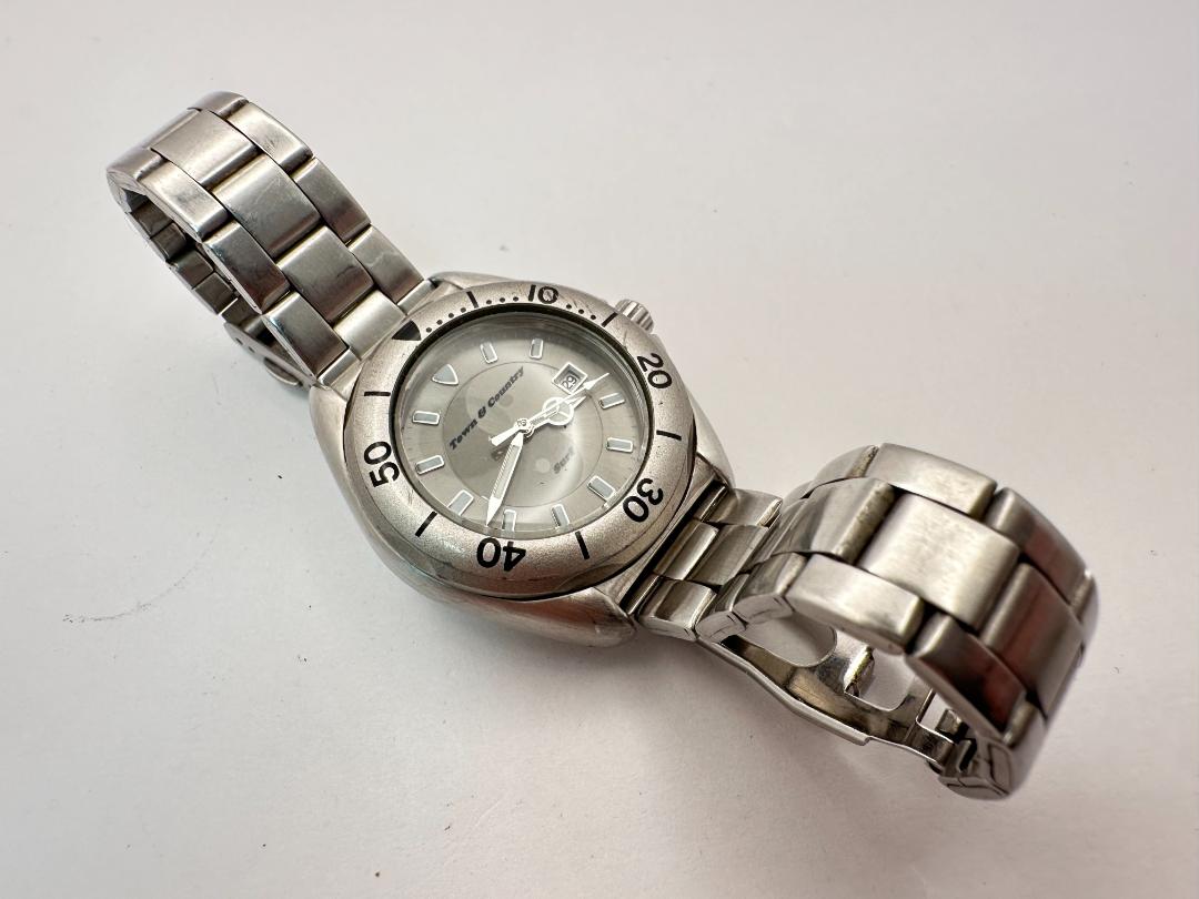 Town & Country Surf Ladies Wristwatch 32mm Analog Quartz 200m Water Resist