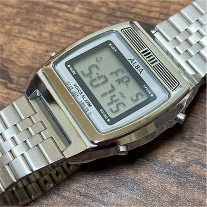 Seiko Alba VOICE ALARM Y824-4000 Digital Quartz Men