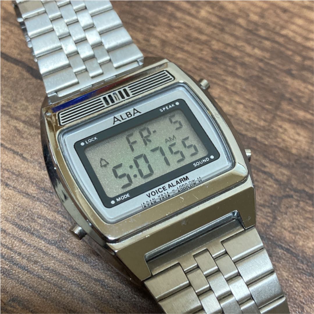 Seiko Alba VOICE ALARM Y824-4000 Digital Quartz Men
