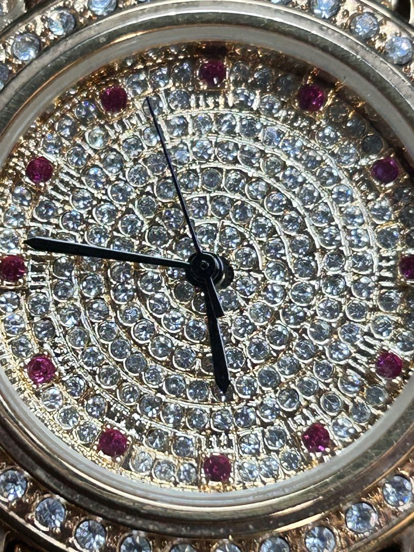 Louila Sale Analog Quartz Men ルイラセール 12Pルビー宝飾時計 Working Item