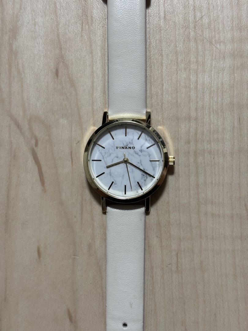 Finano Analog Quartz Women フィナノ ホワイトレザー Watch これ以上値下げはしません