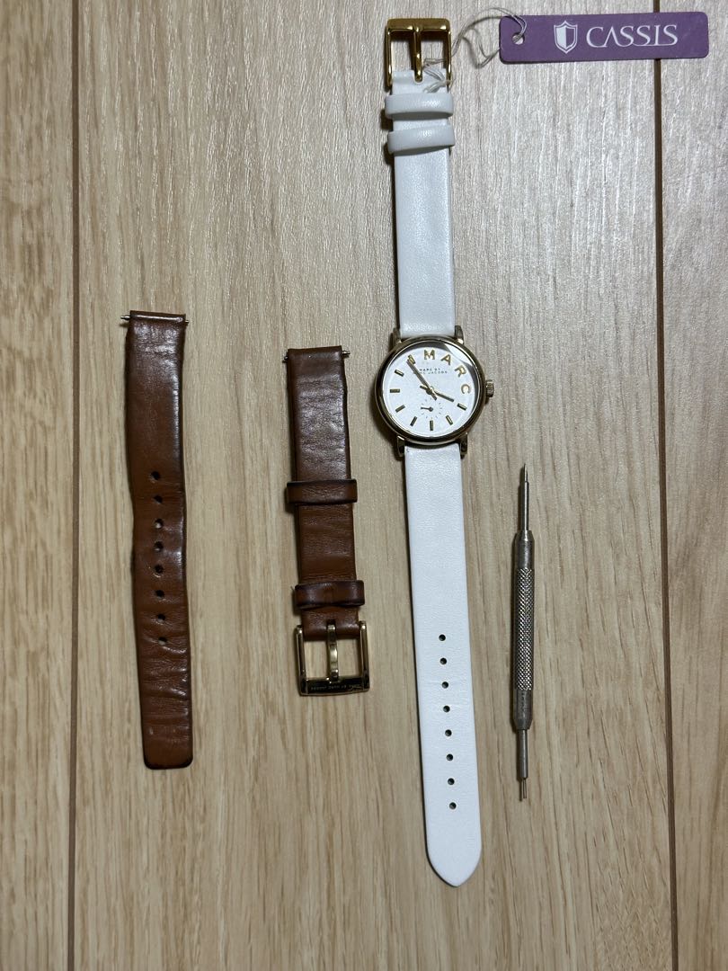 Marc By Jacobs Analog Mechanical (Manual) Women