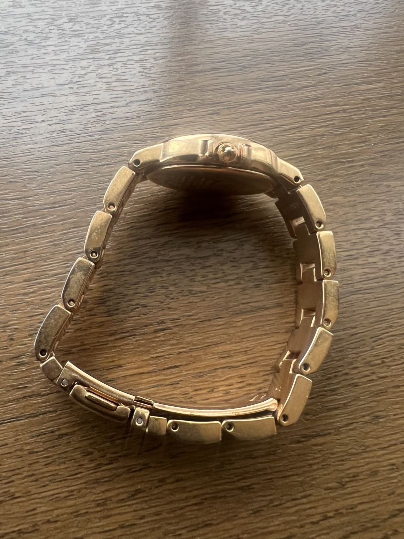 Seiko wired Analog Quartz Women