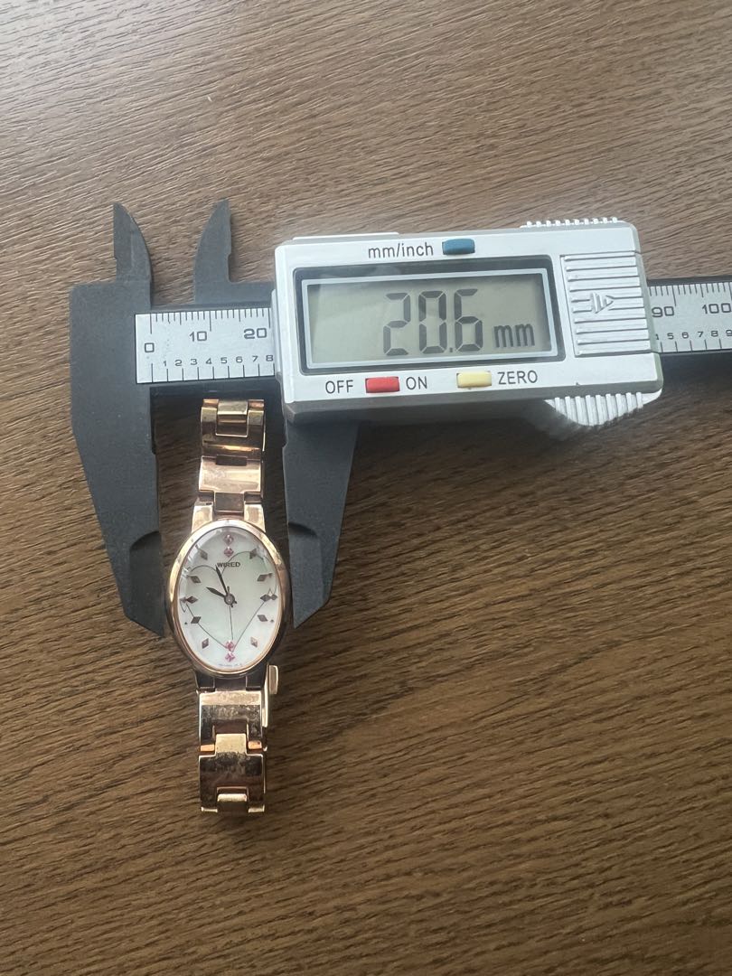 Seiko wired Analog Quartz Women
