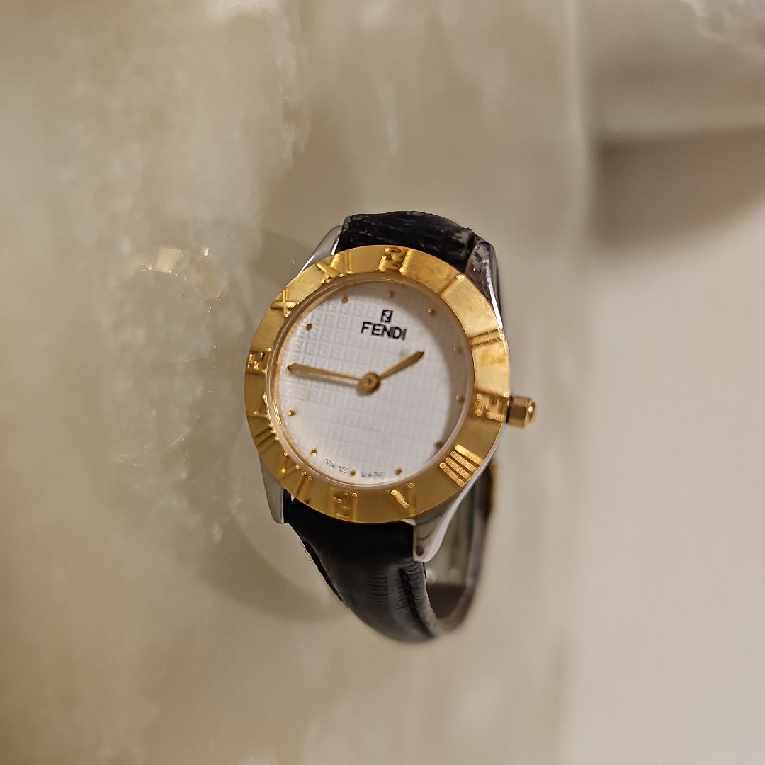 Fendi Analog Quartz Women