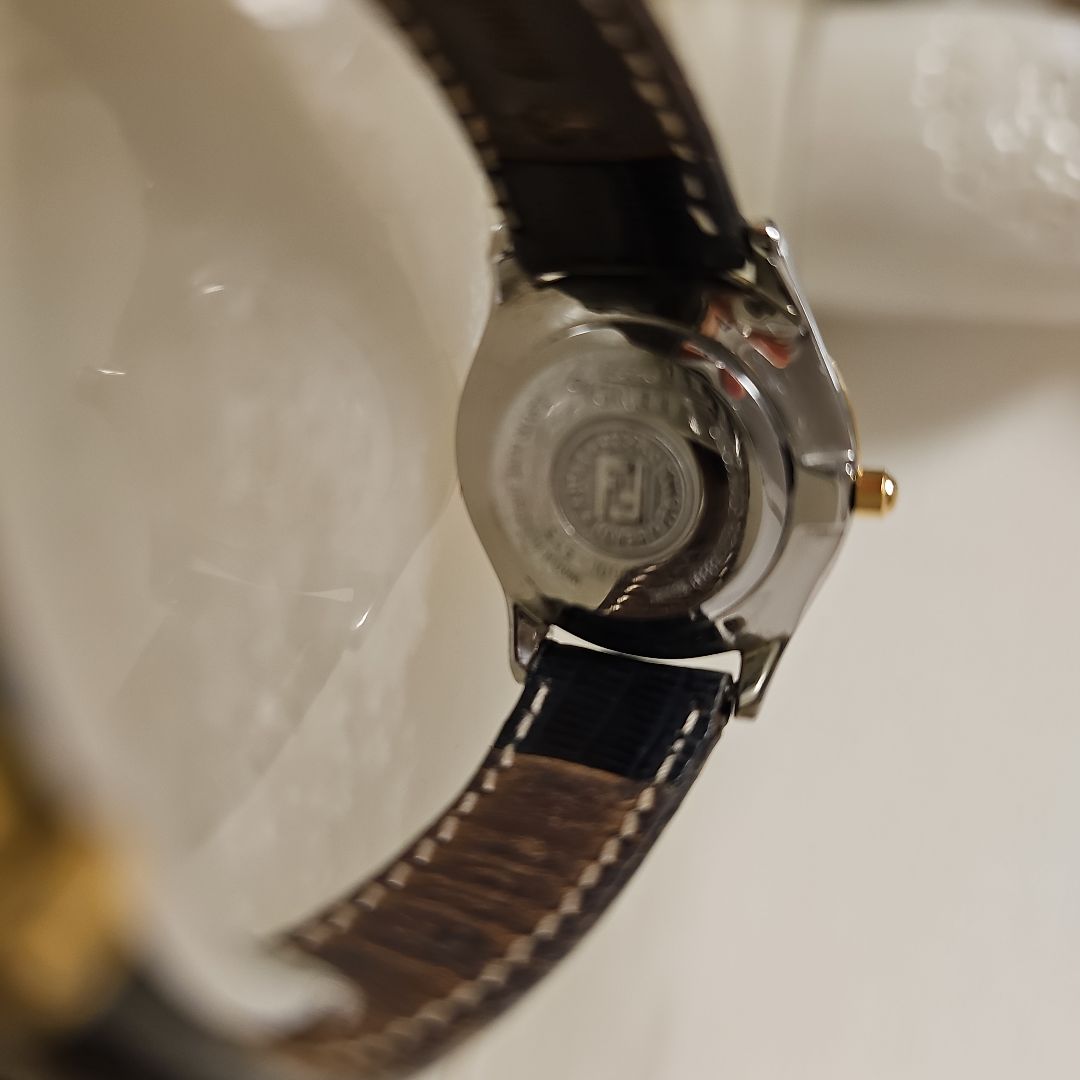Fendi Analog Quartz Women