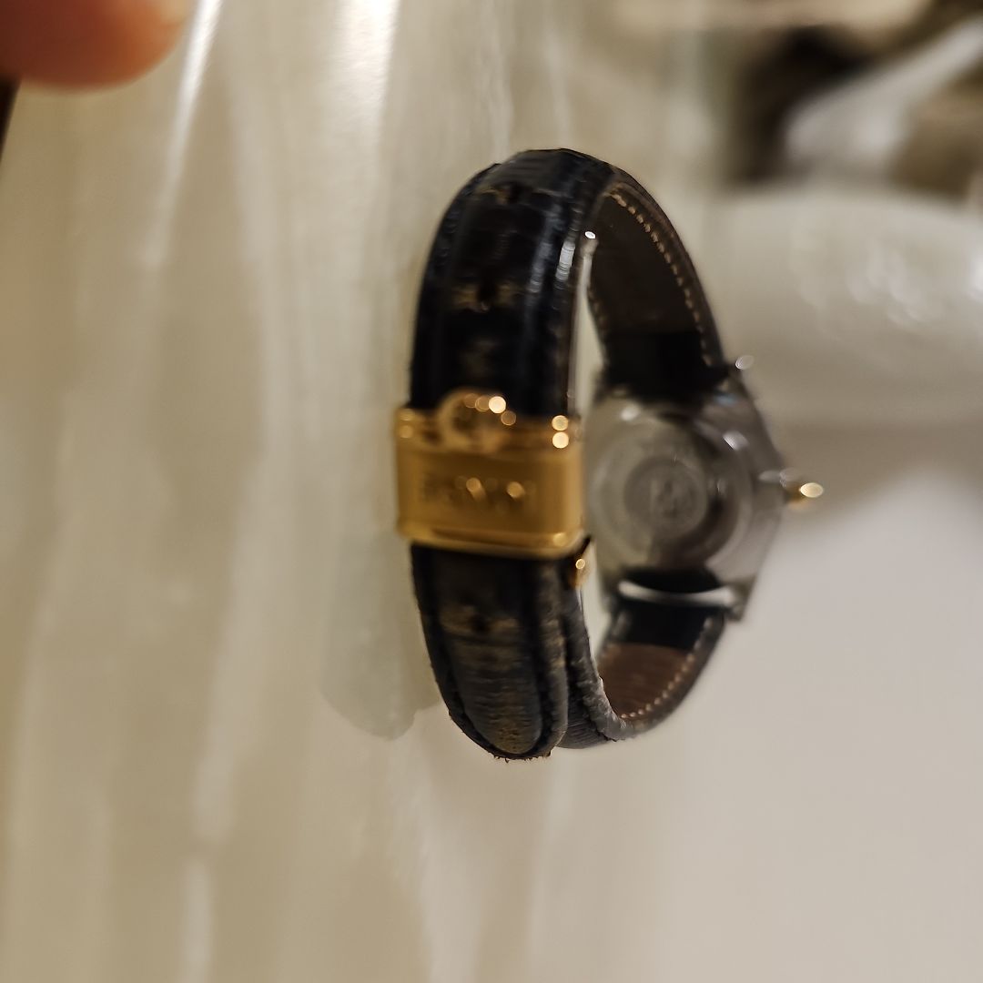 Fendi Analog Quartz Women