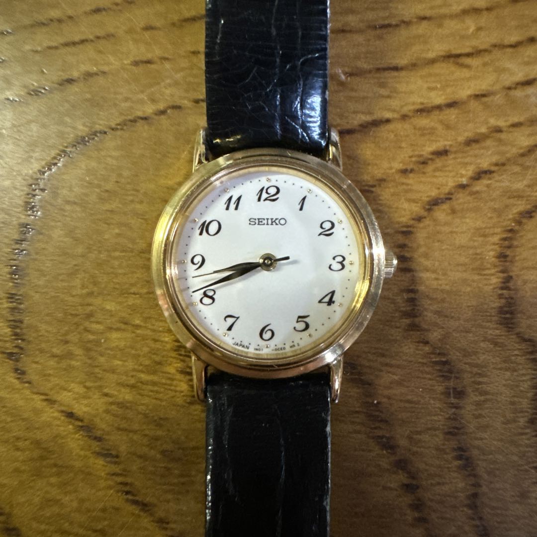 Seiko 360092 Analog Quartz Women