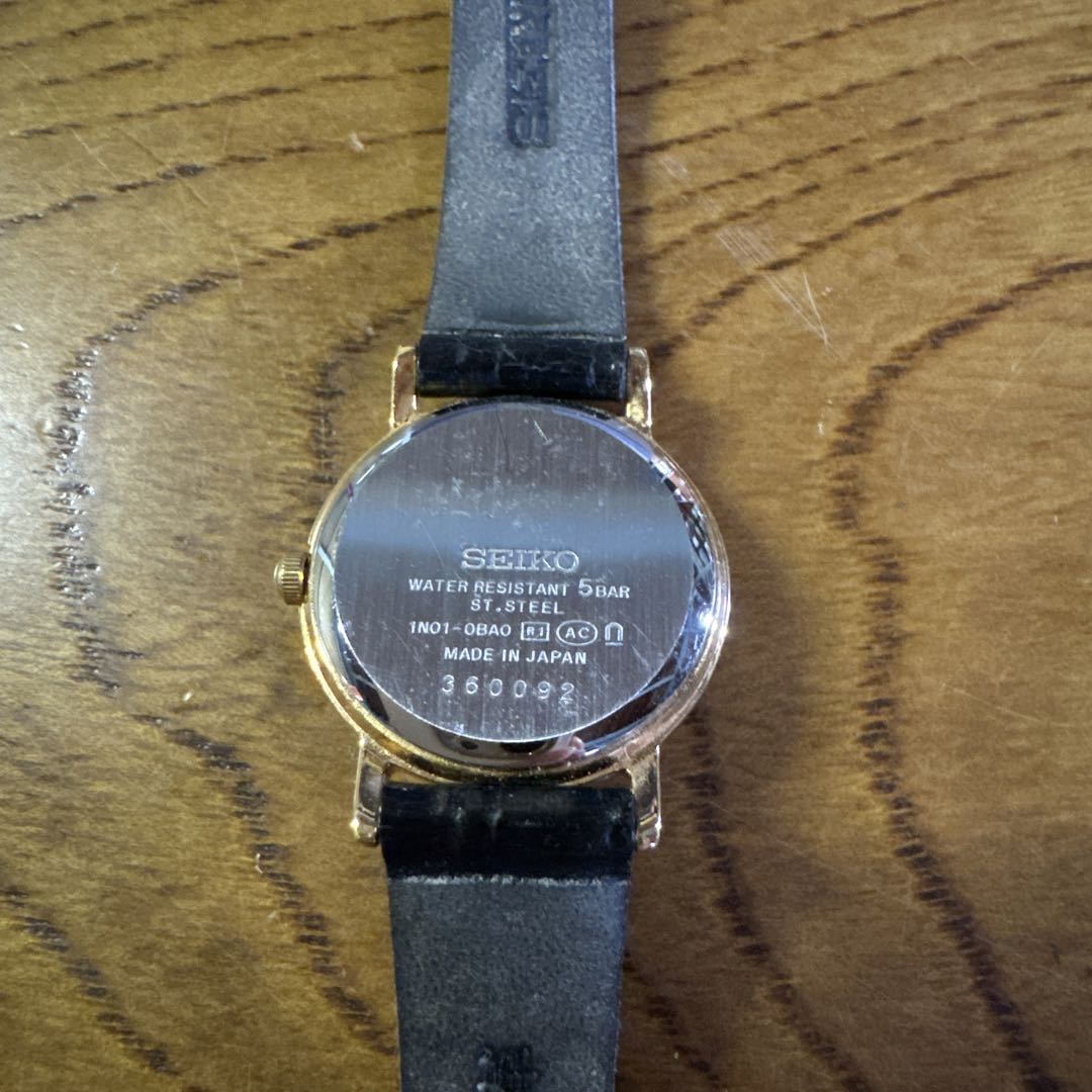 Seiko 360092 Analog Quartz Women