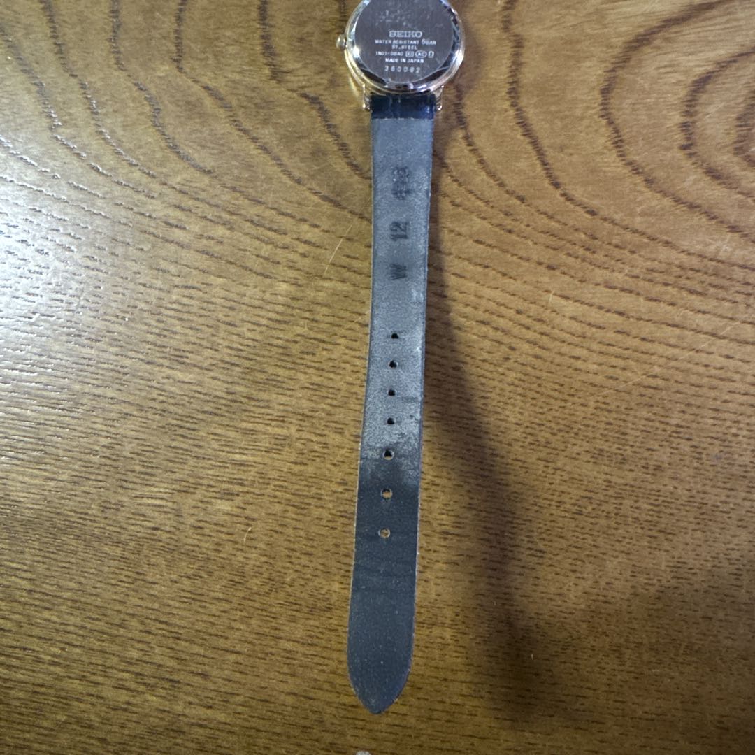 Seiko 360092 Analog Quartz Women