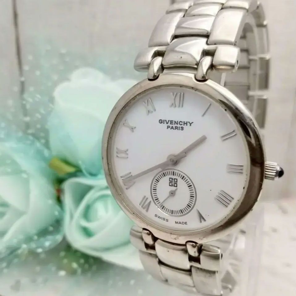 Givenchy Analog Quartz Women Working Item ジバンシー Watch 男女両用 Small Seconds スイス製