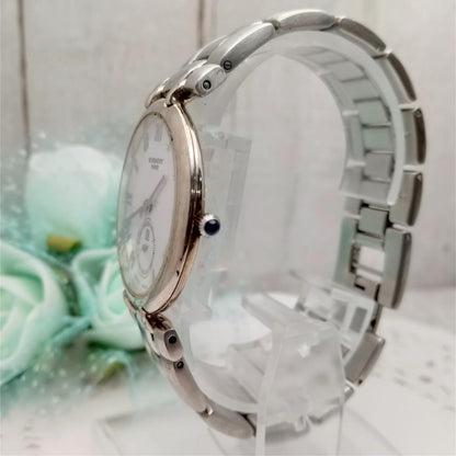 Givenchy Analog Quartz Women Working Item ジバンシー Watch 男女両用 Small Seconds スイス製