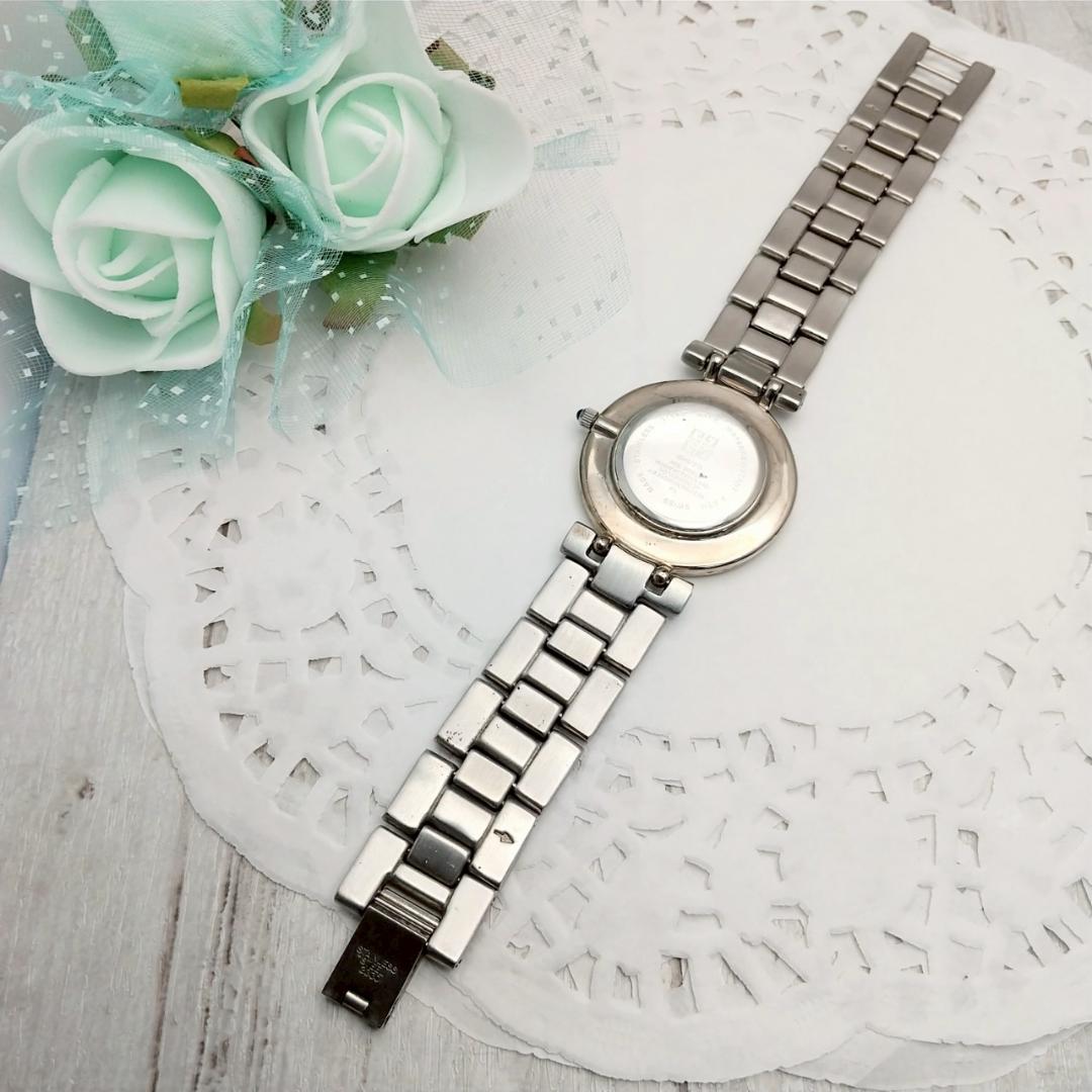 Givenchy Analog Quartz Women Working Item ジバンシー Watch 男女両用 Small Seconds スイス製