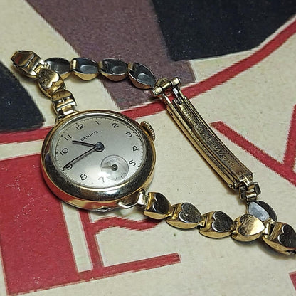 Benrus Analog Mechanical (Manual) Women