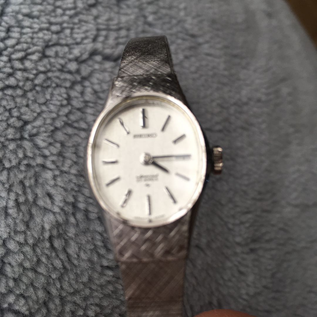 Seiko Special Analog Mechanical (Manual) Women