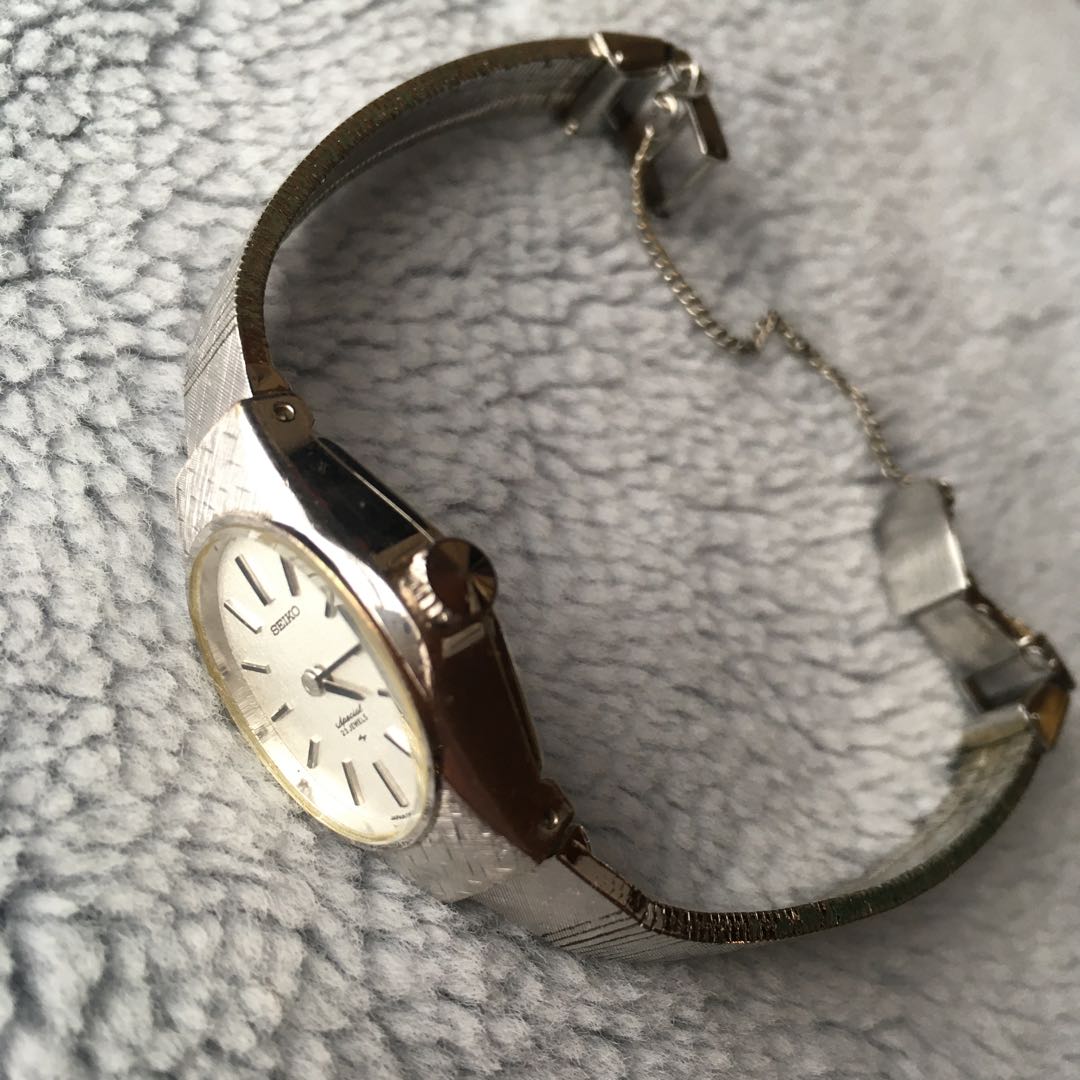 Seiko Special Analog Mechanical (Manual) Women