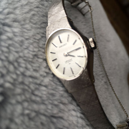 Seiko Special Analog Mechanical (Manual) Women