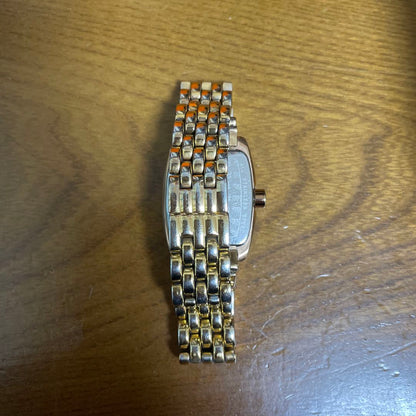 Analog Quartz Women