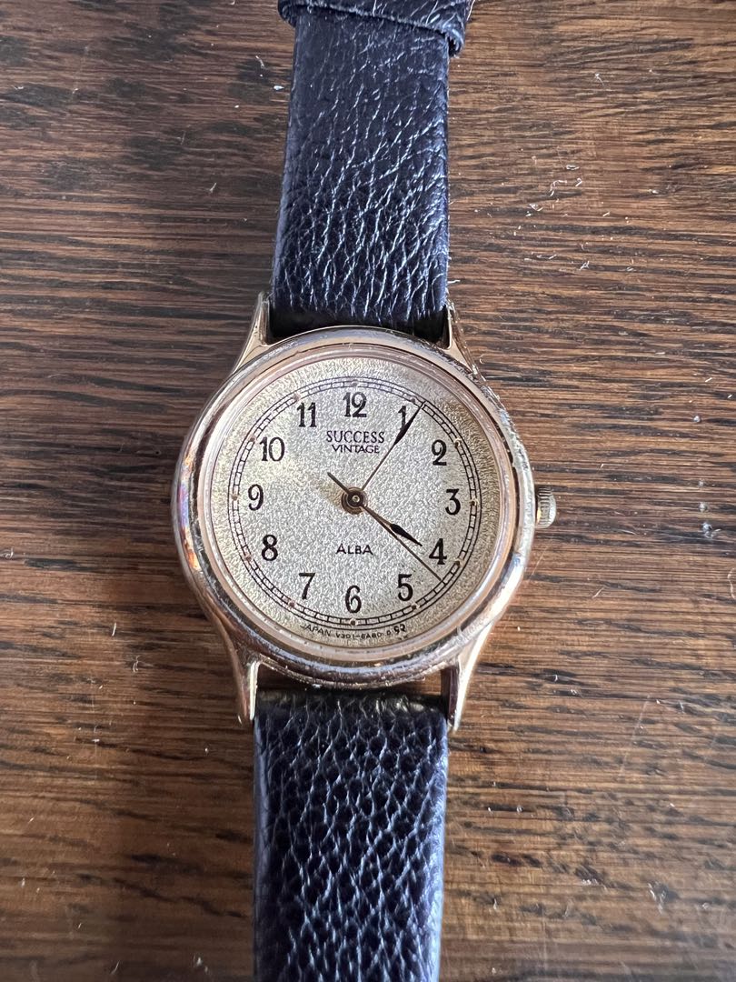 Seiko Alba SUCCESS Analog Quartz Women