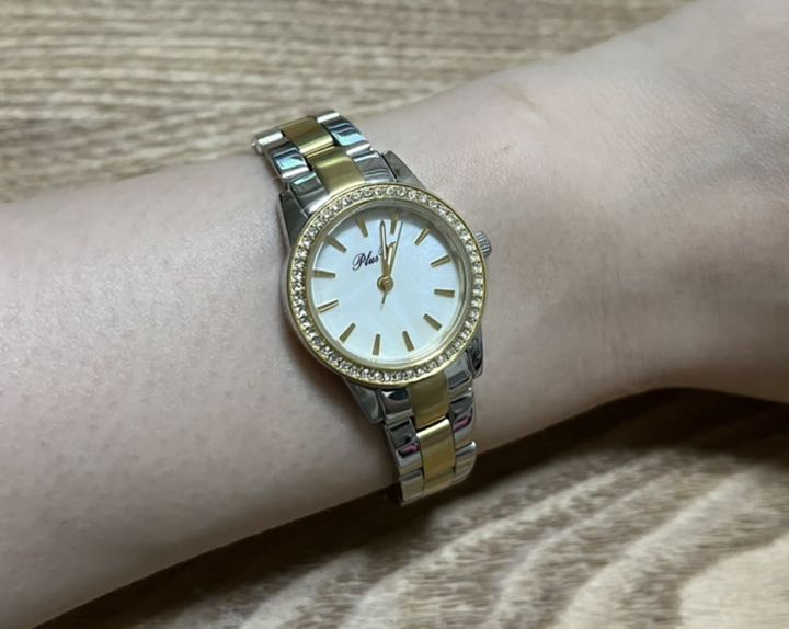 Vendome Aoyama Analog Quartz Women