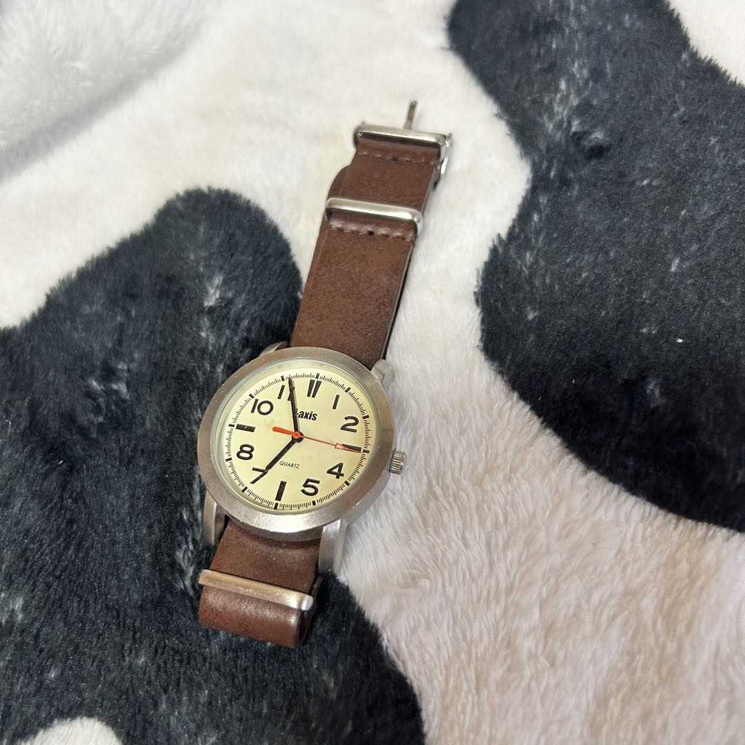 J-Axis Analog Quartz Women