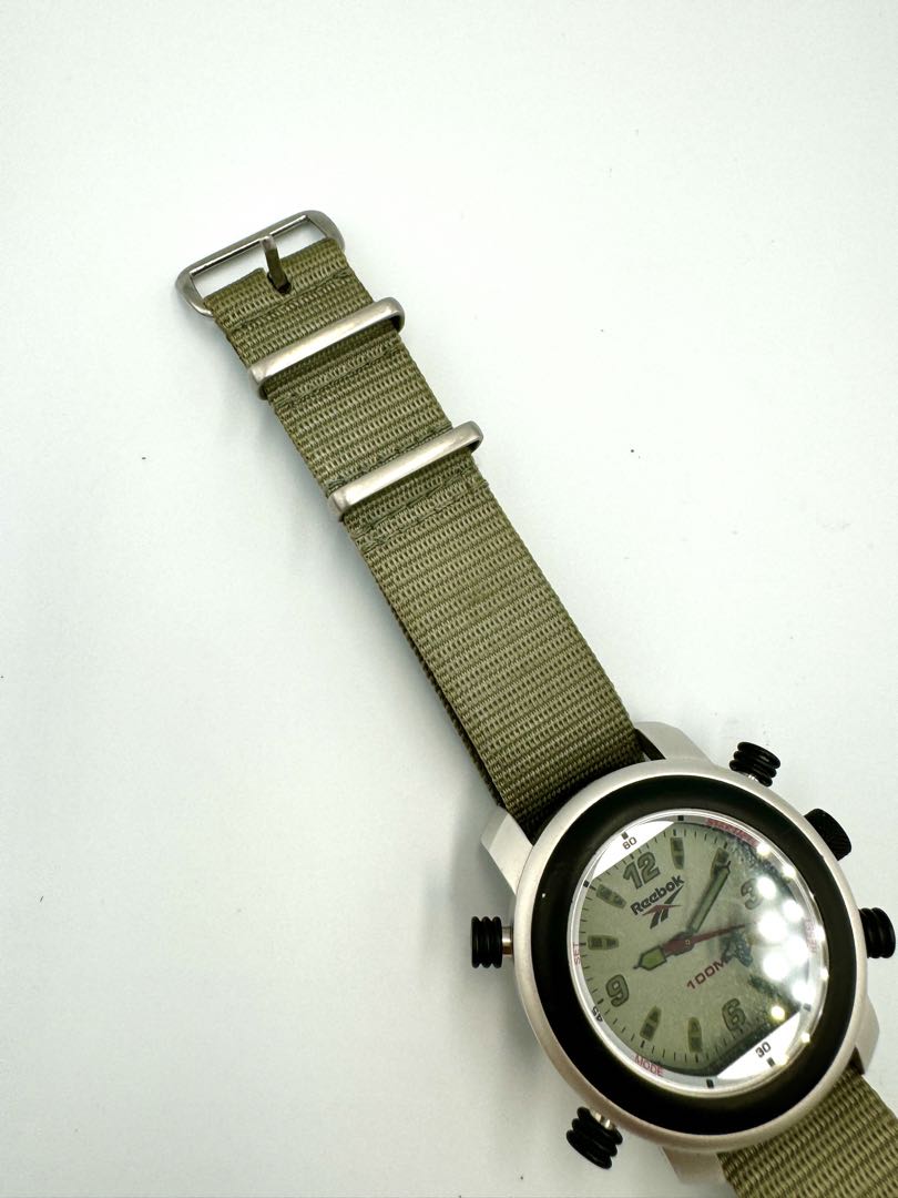 Reebok Analog Quartz Men Watch Y2K