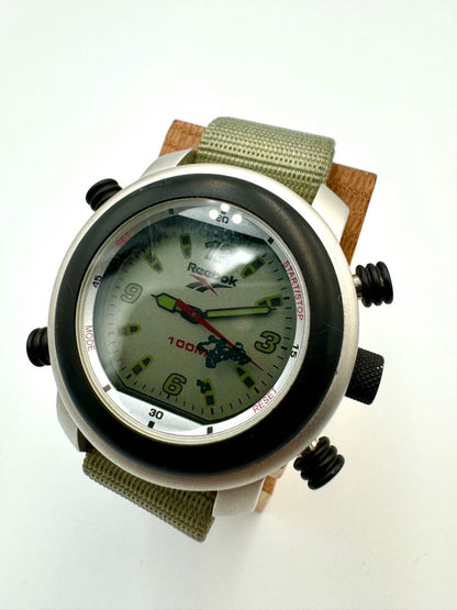 Reebok Analog Quartz Men Watch Y2K