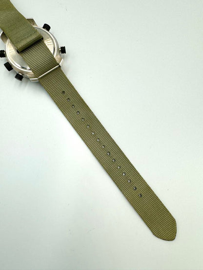 Reebok Analog Quartz Men Watch Y2K