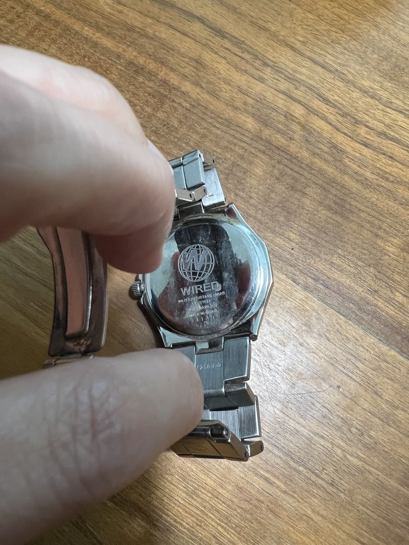 Seiko Wired V14J-0AV0 Analog Solar Men