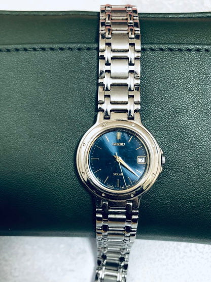 Seiko V182-0C30 Analog Solar Women