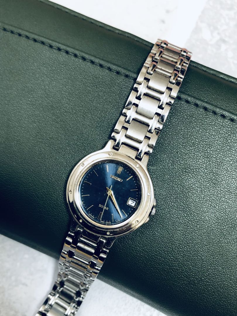 Seiko V182-0C30 Analog Solar Women