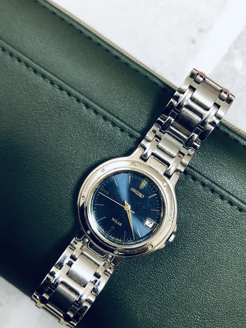 Seiko V182-0C30 Analog Solar Women