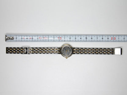 Analog Quartz Women